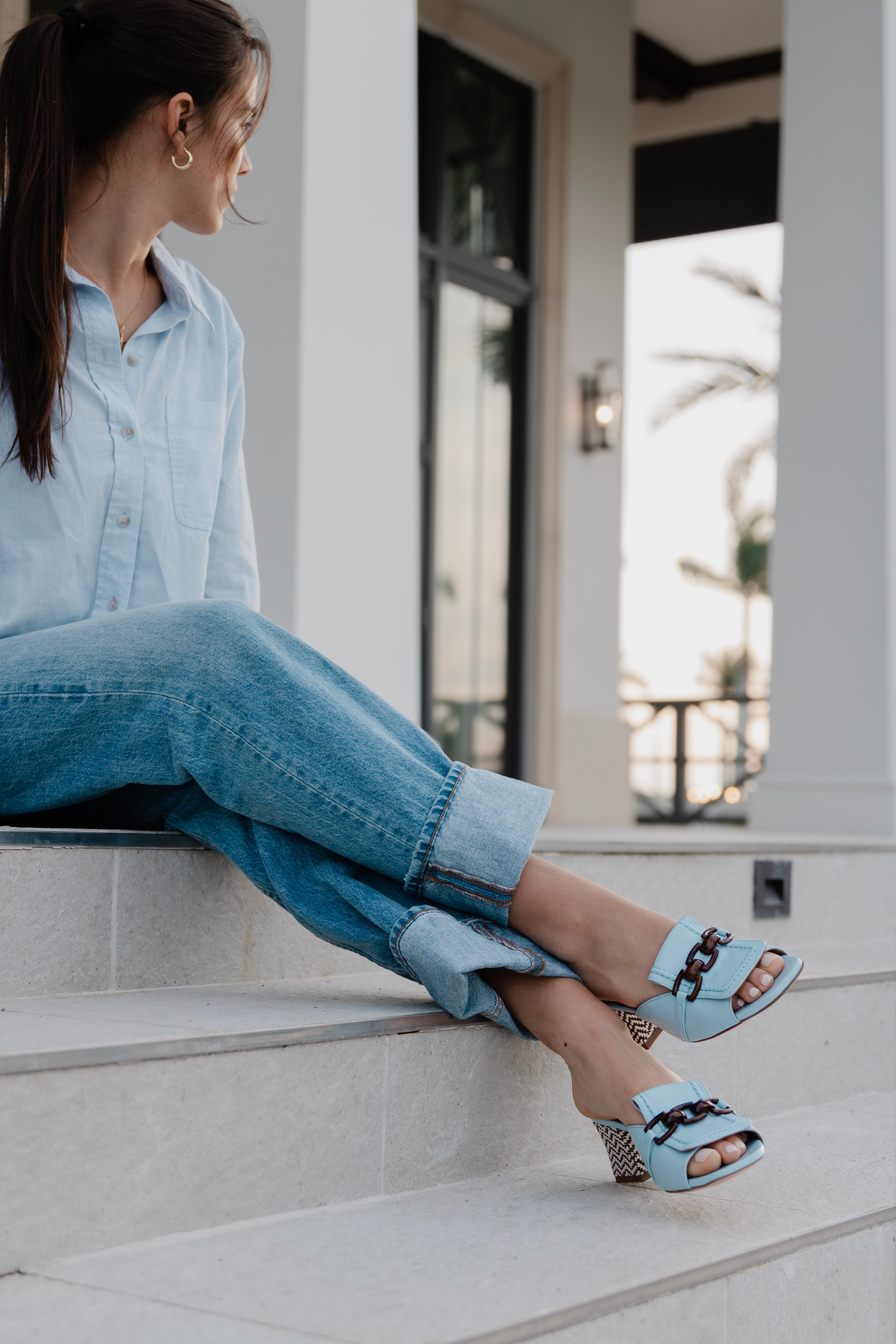 Corina - Light Blue