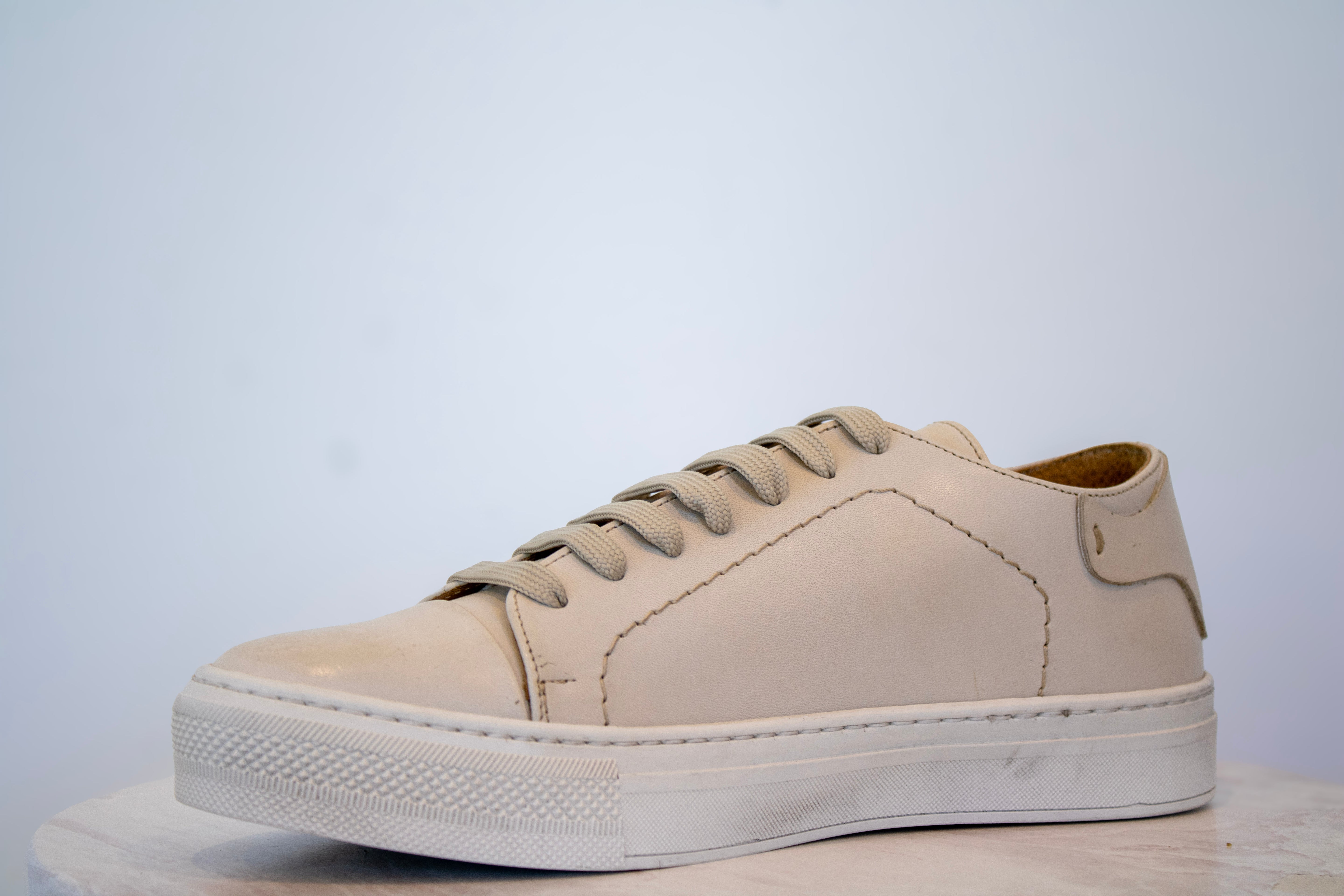 Sebastiano Off-white